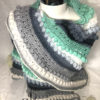 Châle triangulaire au crochet Hand-made – Image 4