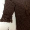 Pull femme marron aux pompons au crochet – Image 2