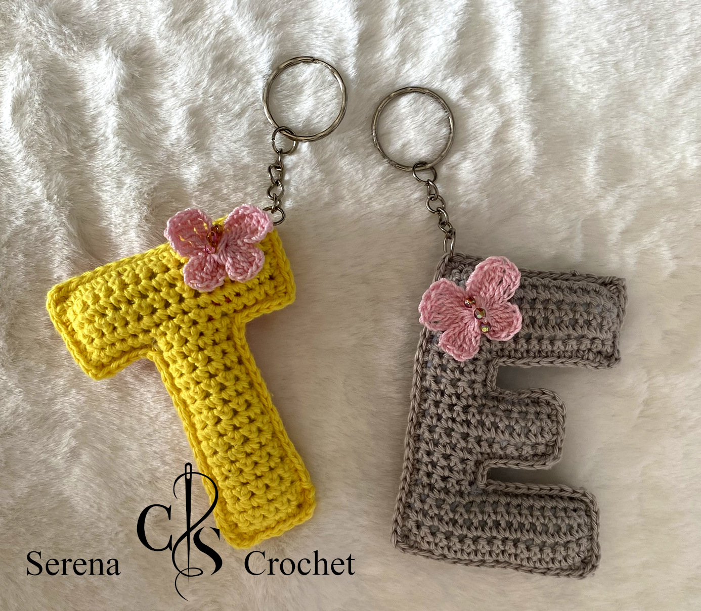 Porte-clés lettre personnalisé au crochet